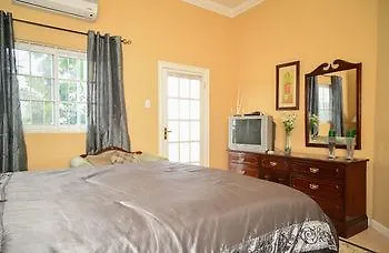 Khastle Khodero Bed and Breakfast Montego Bay