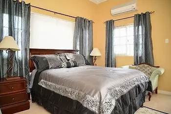 Bed and Breakfast Khastle Khodero Montego Bay Frühstückspension