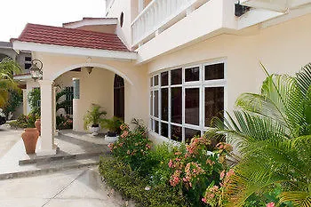 *** Frühstückspension Bed and Breakfast Khastle Khodero Montego Bay Jamaika