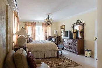 Khastle Khodero Bed and Breakfast Montego Bay