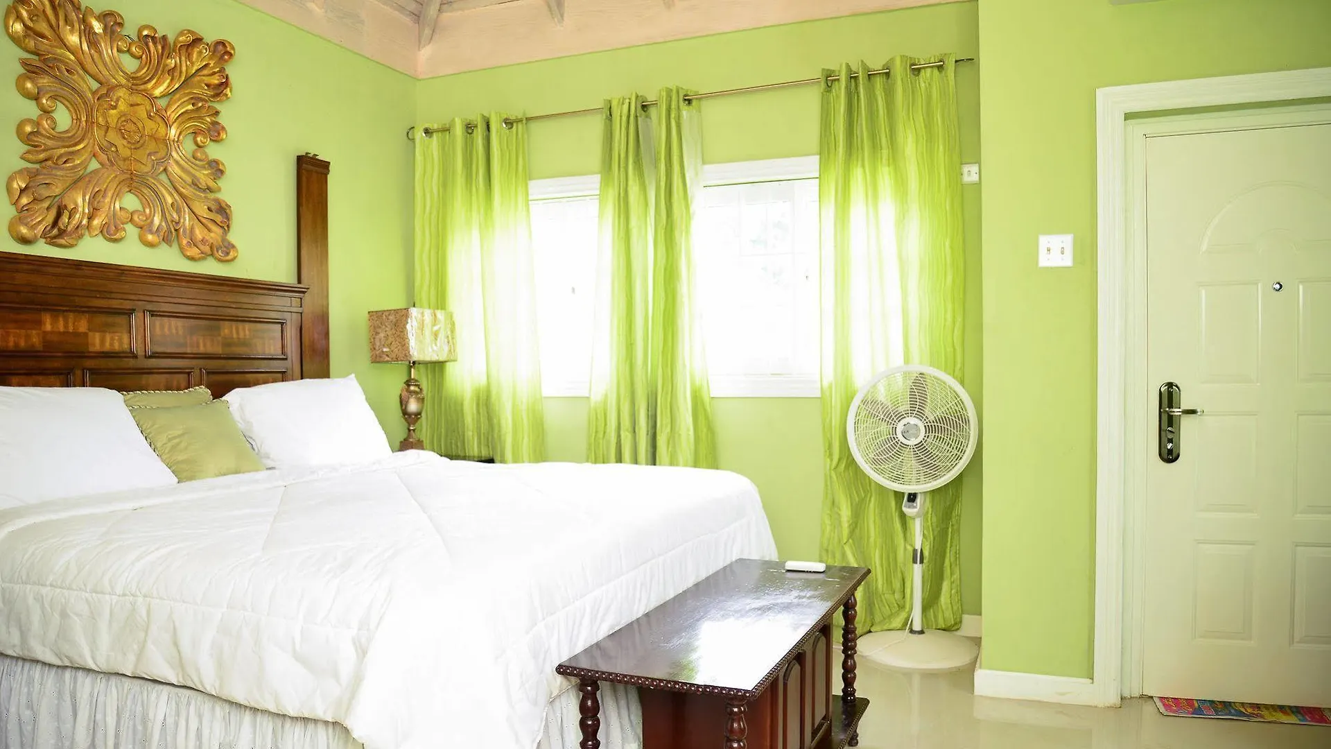Khastle Khodero Bed and Breakfast Montego Bay Jamaica