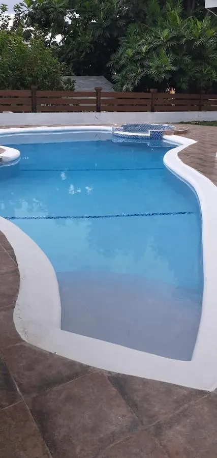 *** Frühstückspension Bed and Breakfast Khastle Khodero Montego Bay Jamaika