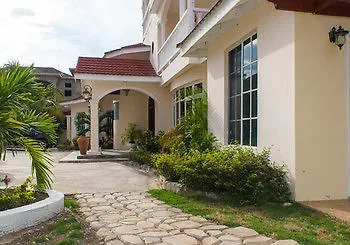 مبيت وإفطار مونتيغو باي Khastle Khodero فندق مبيت وإفطار